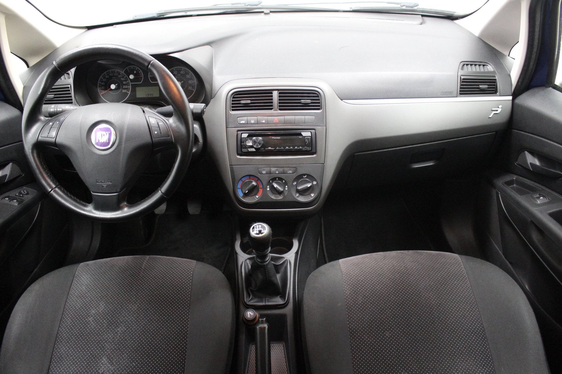 Fiat Grande Punto 1.4 GP | Airco | Sportieve auto | Trekhaak, Auto's, Voorwielaandrijving, 4 cilinders, Grande Punto, Origineel Nederlands