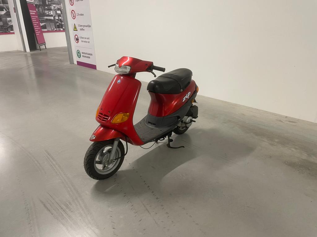 Piaggio zip type 2 duitse papieren, Fietsen en Brommers, Scooters | Piaggio, Ophalen, Gebruikt, Benzine, Zip