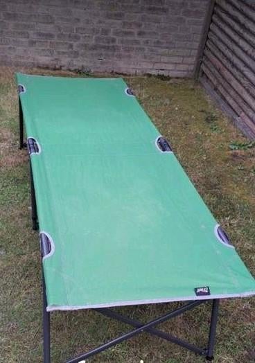 Camping strechbed, Ophalen, Zo goed als nieuw