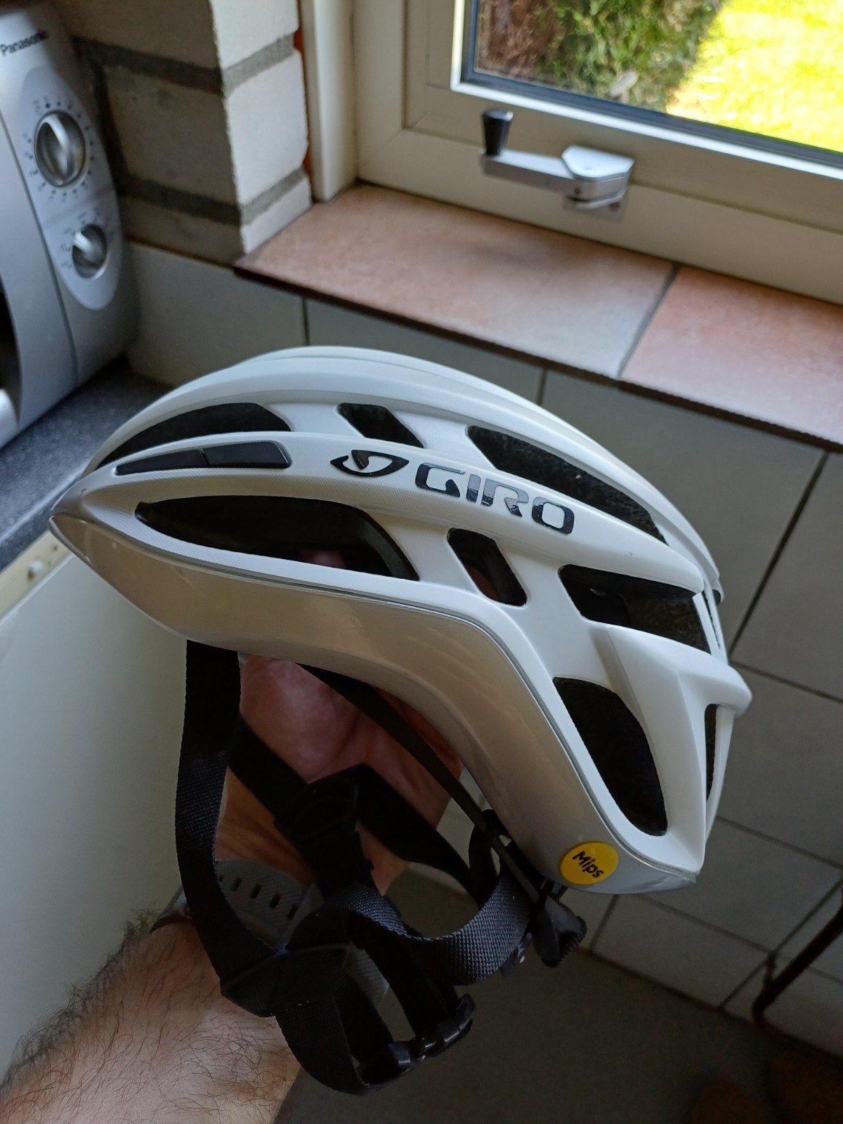 Giro Fietshelm (M) - Wit - Zo goed als nieuw, Giro, Overige maten, Ophalen of Verzenden, Zo goed als nieuw