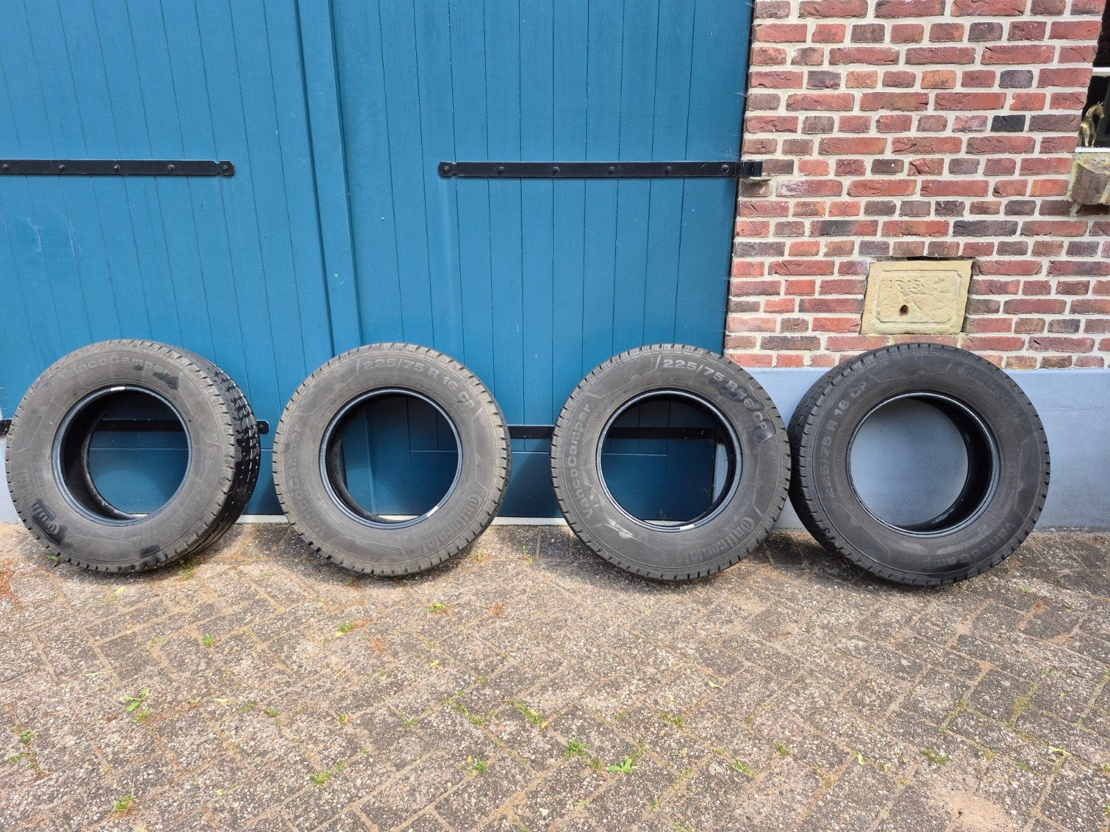 4 x Camperbanden 225/75/16, Ophalen