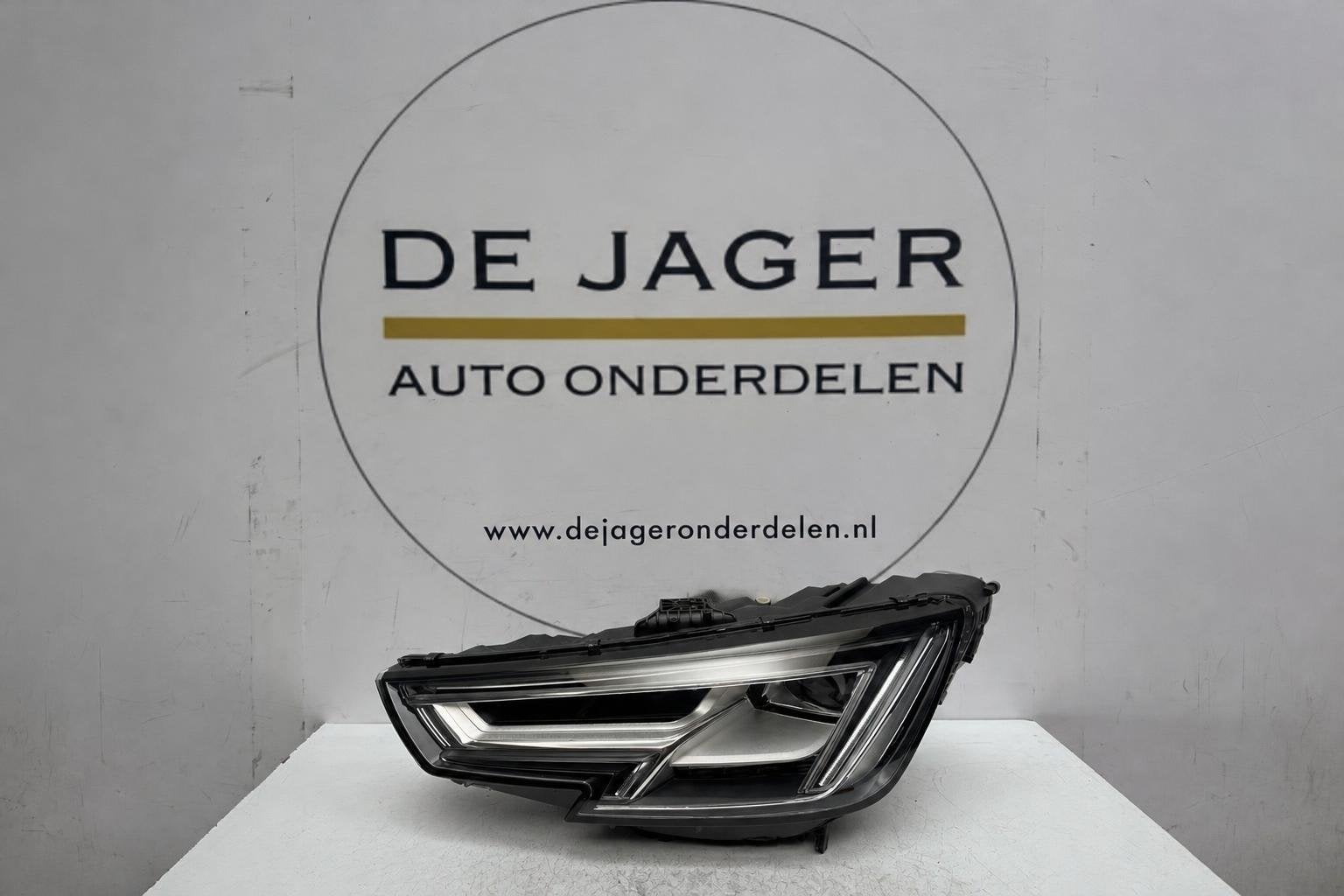 Audi A4 S4 B9 compleet Full LED koplamp links 8W0941033, Auto-onderdelen, Gebruikt, AUDI AG, Auto-Union-Strasse 1
85045  Ingolstadt, DE