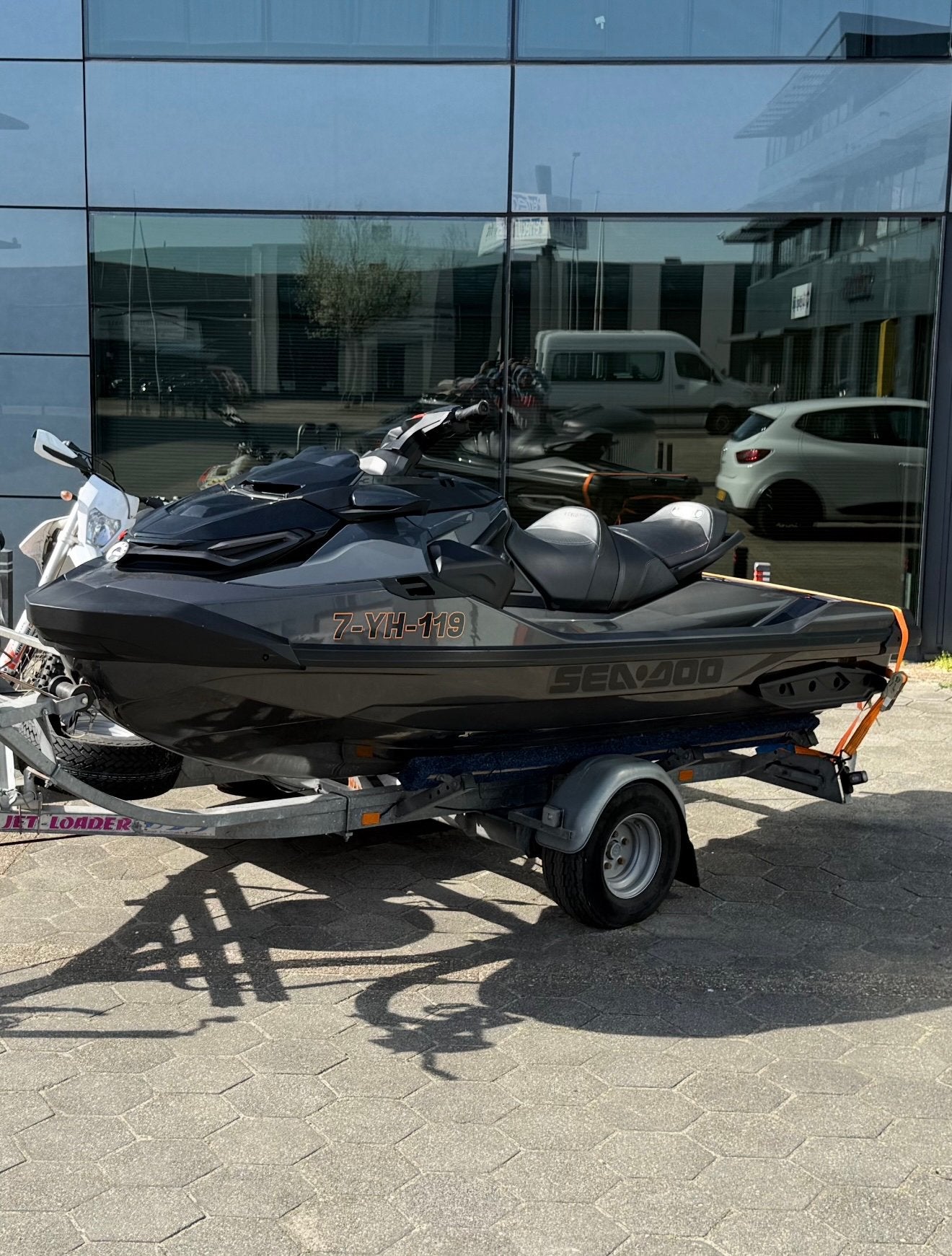 Seadoo RXT 300RS Triple Black.bj2023 40u + Dubbele Jetloader, Ophalen, Zo goed als nieuw, Benzine, 200 pk of meer