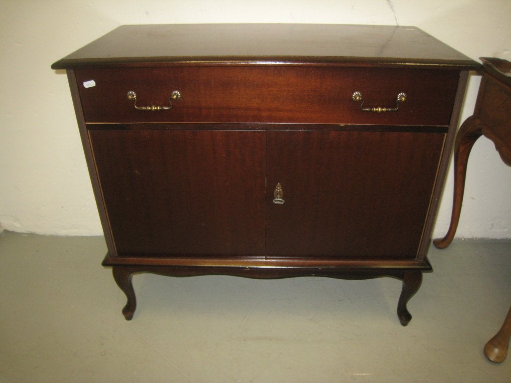 Klein mahonie dressoir Engelse stijl, Niet ingevuld, Gebruikt, Niet ingevuld, Niet ingevuld