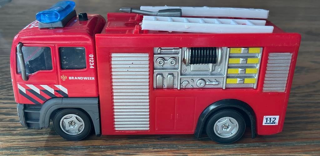 Brandweerwagen vrachtwagen 11.8 CM, Ophalen, Gebruikt, Bus of Vrachtwagen