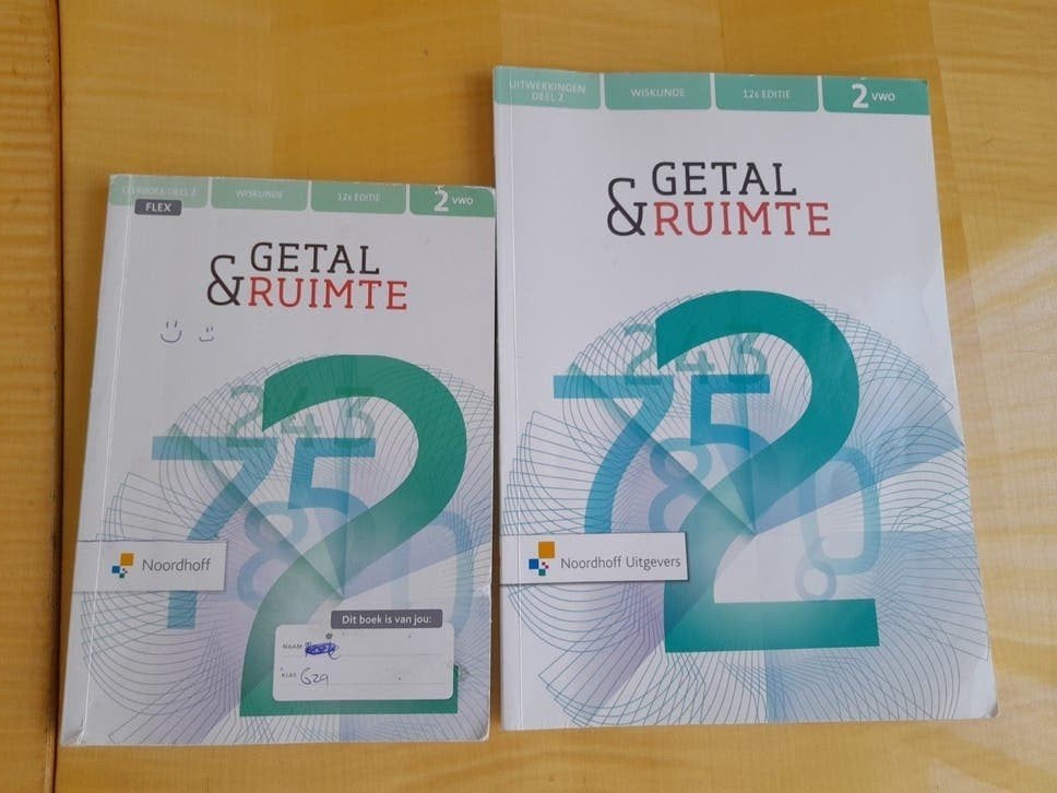 Leerboek 2 En uitwerkingen deel 2 VWO 2 Getal en Ruimte 12ed, Boeken, Ophalen of Verzenden, VWO