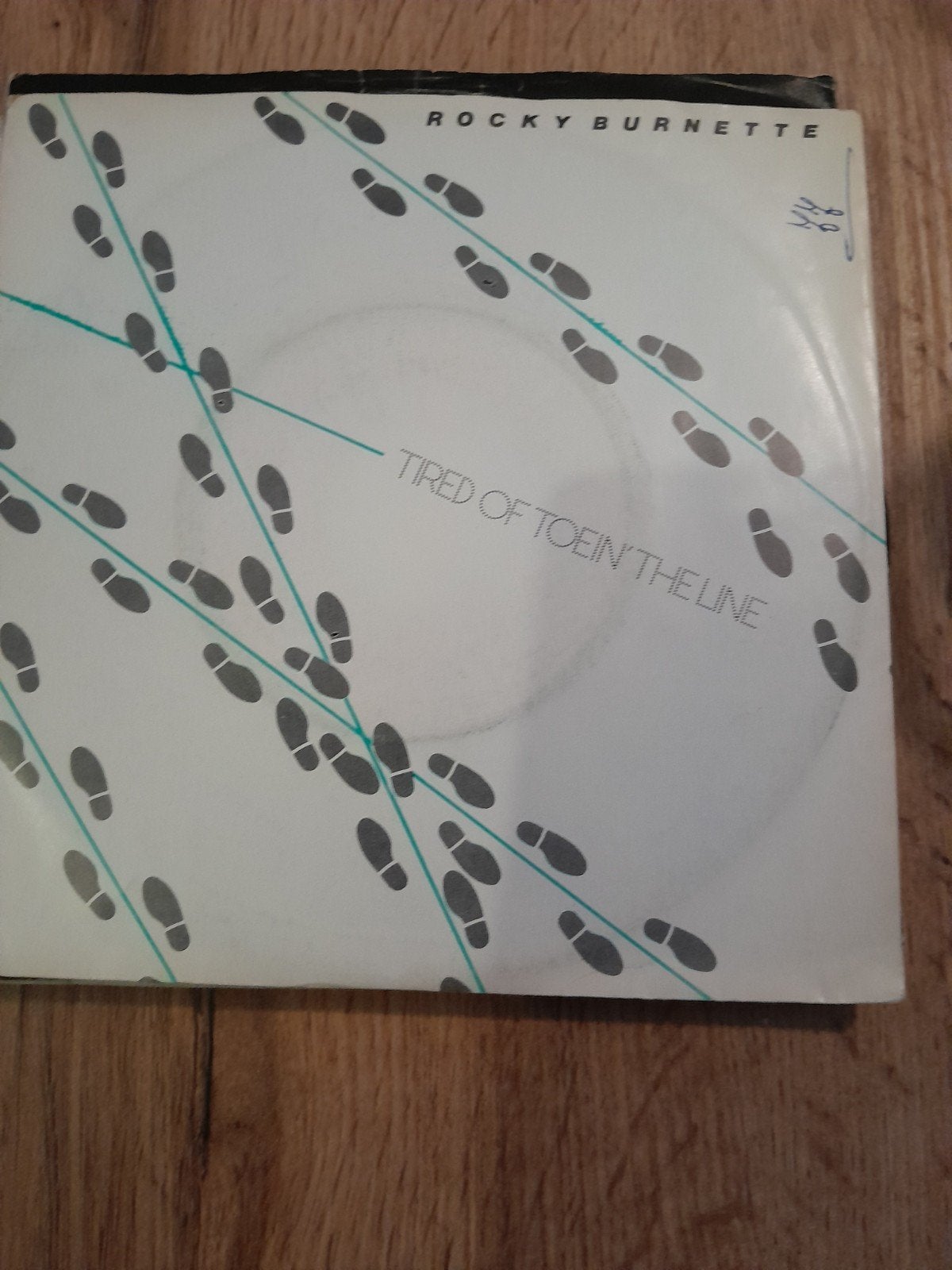 rocky burnette 7inch tired of toein the line, Cd's en Dvd's, Vinyl Singles, Ophalen of Verzenden, Zo goed als nieuw, Pop