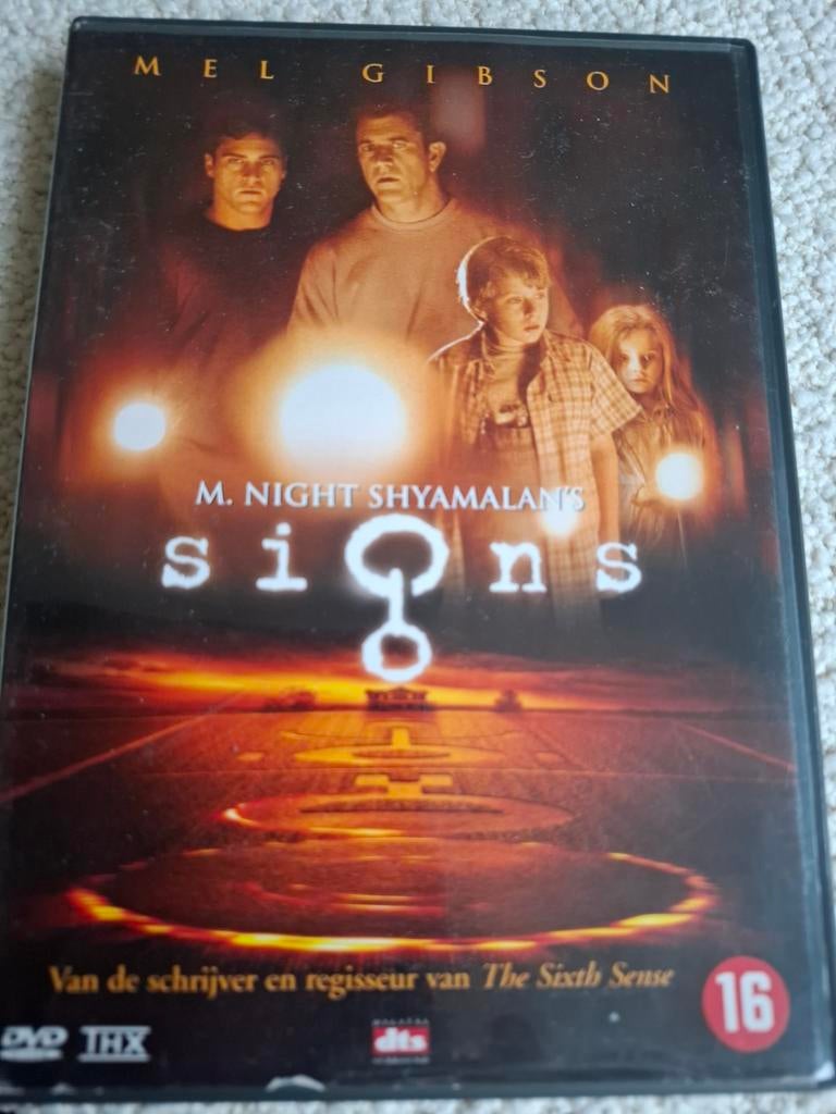Signs, Alle leeftijden, Ophalen of Verzenden, Zo goed als nieuw, Actiethriller
