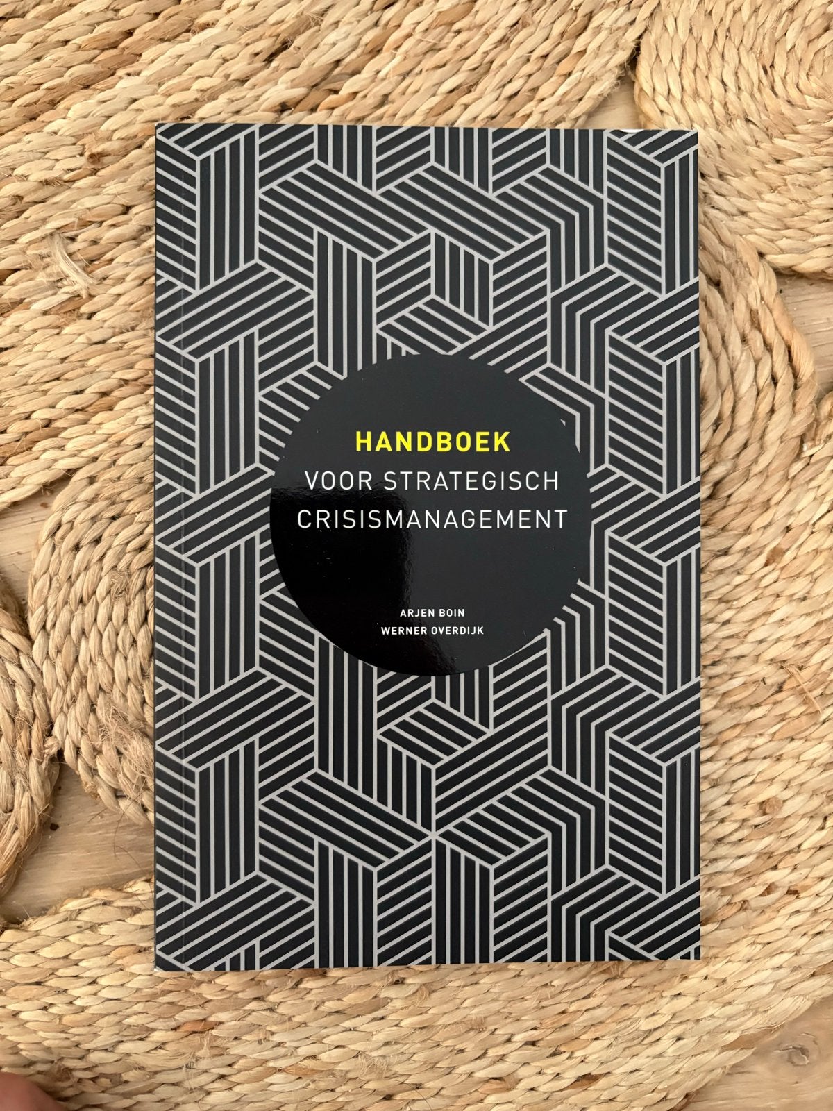 Handboek voor Strategisch Crisismanagement, Ophalen of Verzenden, Zo goed als nieuw, Management