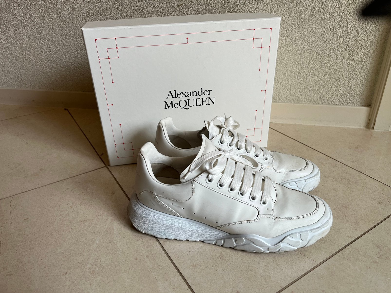 Alexander McQueen Court Trainer wit mt. 44 origineel!, Kleding | Heren, Schoenen, Wit, Ophalen of Verzenden, Sneakers of Gympen