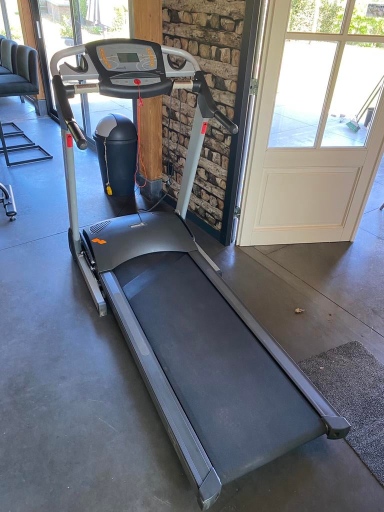 Bremshey Loopband 16 km/u + Incline – Inklapbaar – Treadline, Ophalen, Zo goed als nieuw, Metaal, Loopband