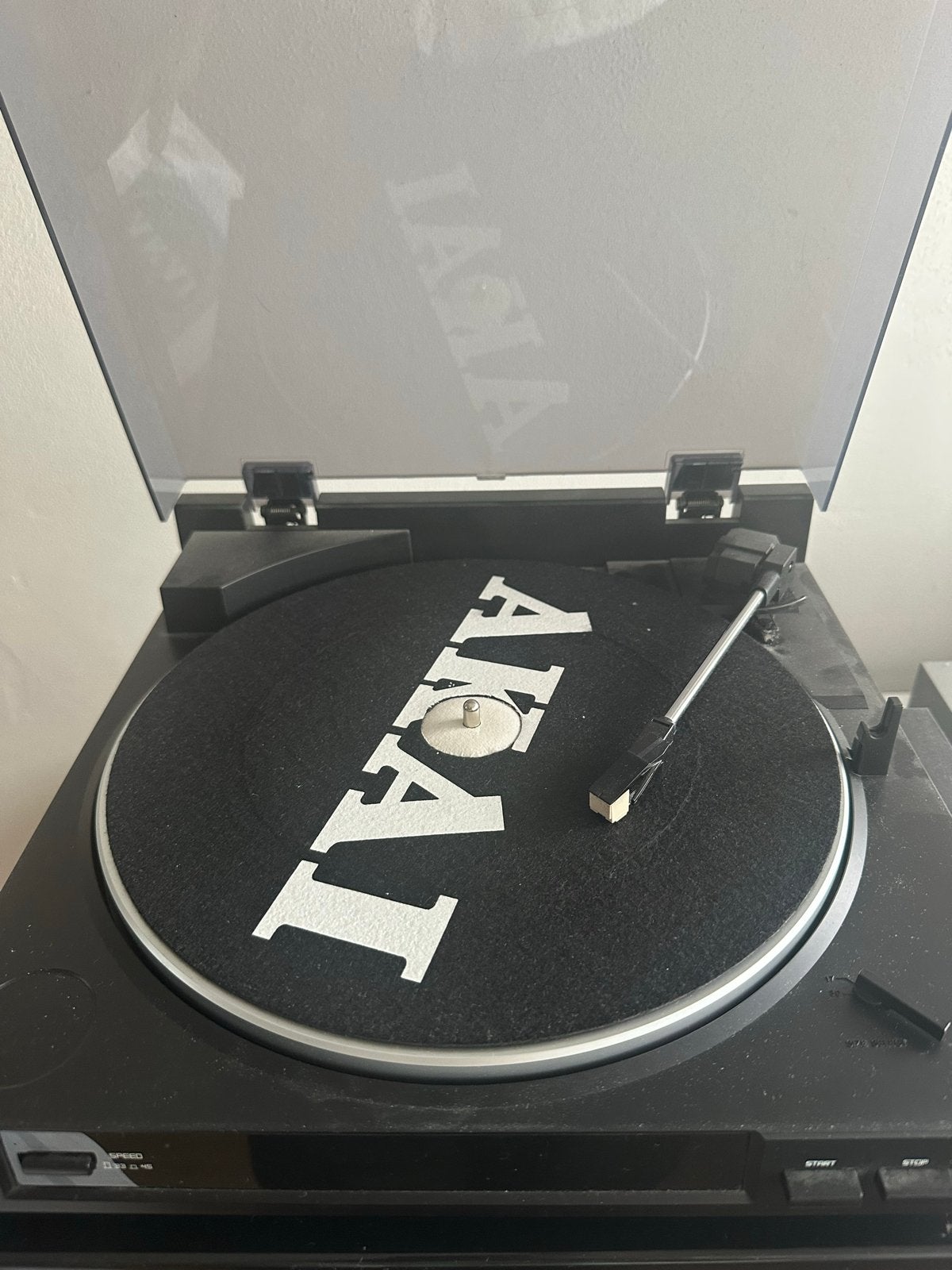 Akai ATT01U USB Platenspeler met handleiding, Audio, Tv en Foto, Platenspelers, Ophalen, Zo goed als nieuw, USB-aansluiting, Platenspeler