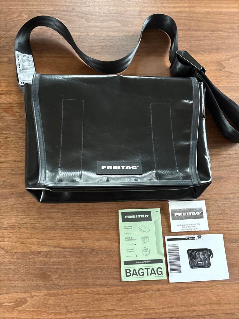 Freitag F14 Dexter Messenger Bag Zwart, Ophalen, Zo goed als nieuw, Zwart, Overige merken