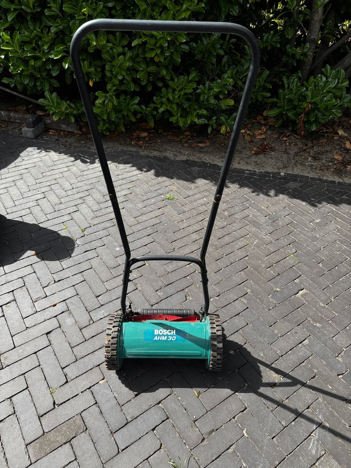 Bosch AHM 30 Handgrasmaaier - Compact en Efficiënt, Tuin en Terras, Grasmaaiers, Ophalen, Gebruikt, Handgrasmaaier, 30 t/m 39 cm