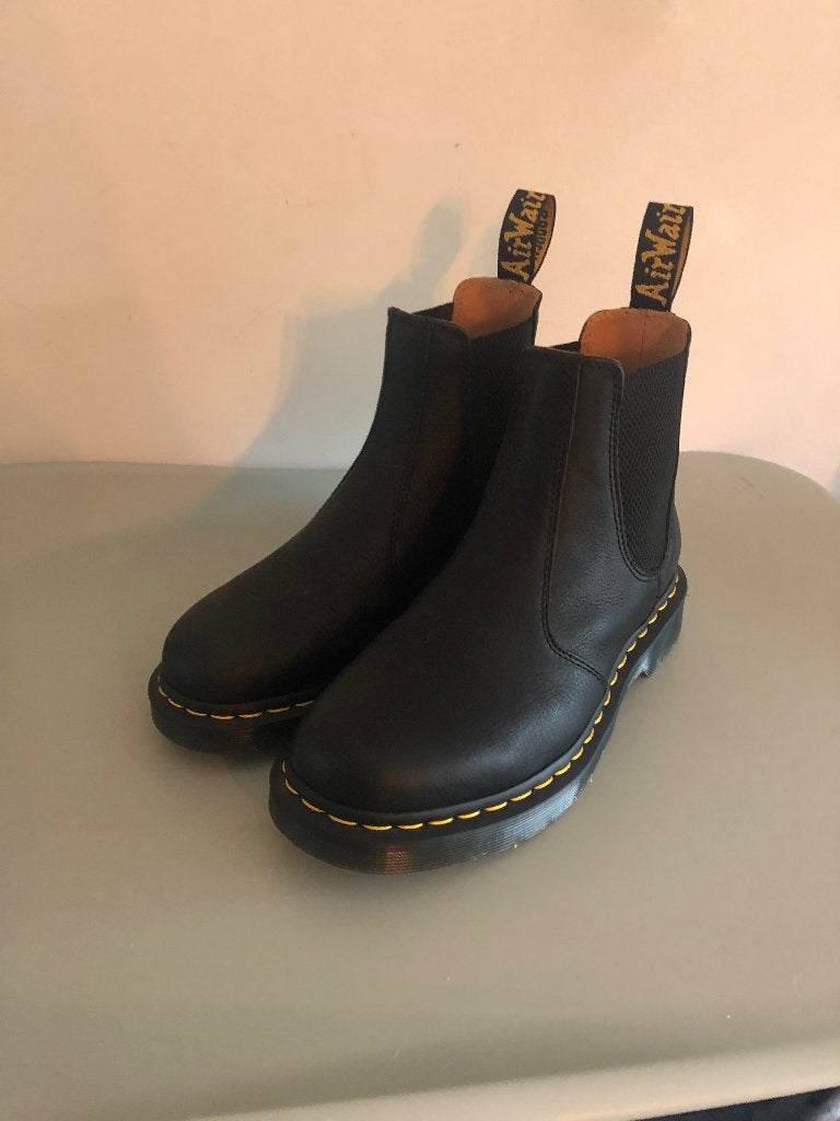 Dr. Martens 2976 Chelsea Boots Zwart - Maat 39 - NIEUW!, Zwart, Lage of Enkellaarzen, Nieuw, Ophalen of Verzenden