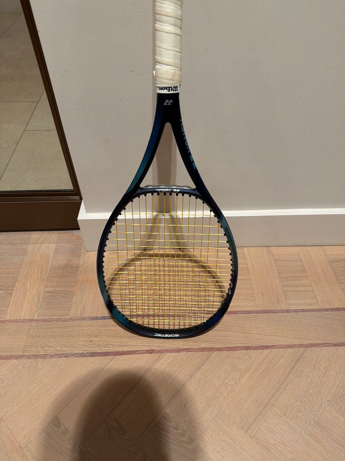 Yonex tennis racket helemaal nieuw 305 g, Ophalen of Verzenden, Nieuw, Racket, Overige merken