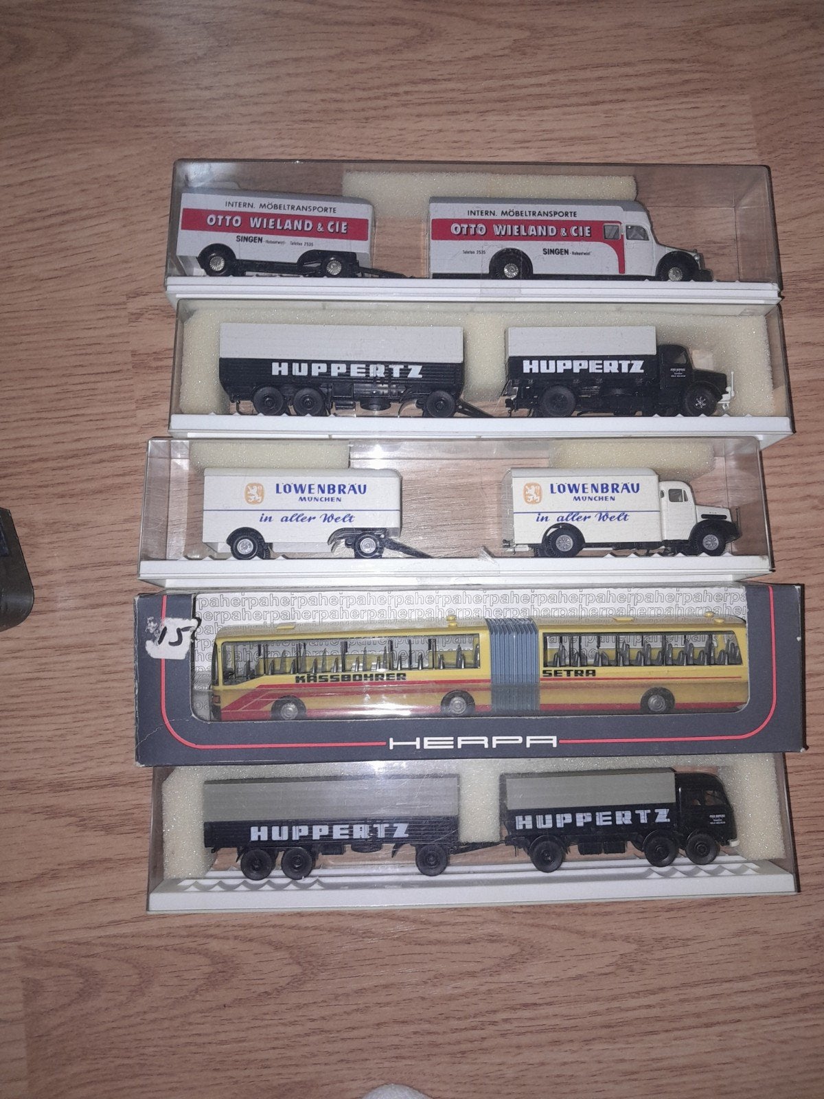 1op87, Hobby en Vrije tijd, Modelauto's | 1:87, Ophalen of Verzenden, Bus of Vrachtwagen