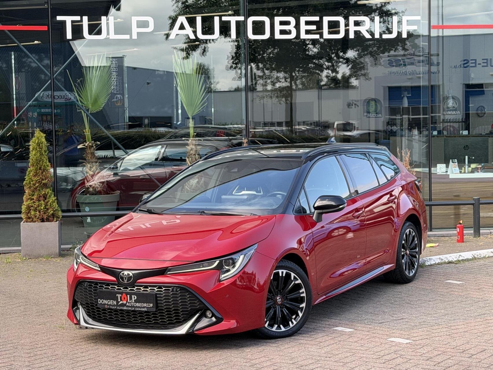 Toyota Corolla Touring Sports 1.8 Hybrid GR-Sport, Auto's, Toyota, 1345 kg, Gebruikt, Zwart, 4 cilinders