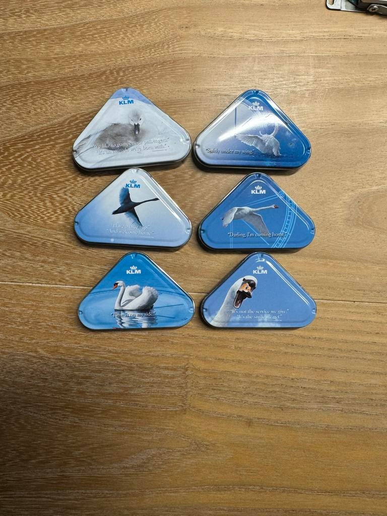 Set van 6 KLM pepermunt blikjes met zwanen design, Ophalen of Verzenden, Gebruikt, Verpakking