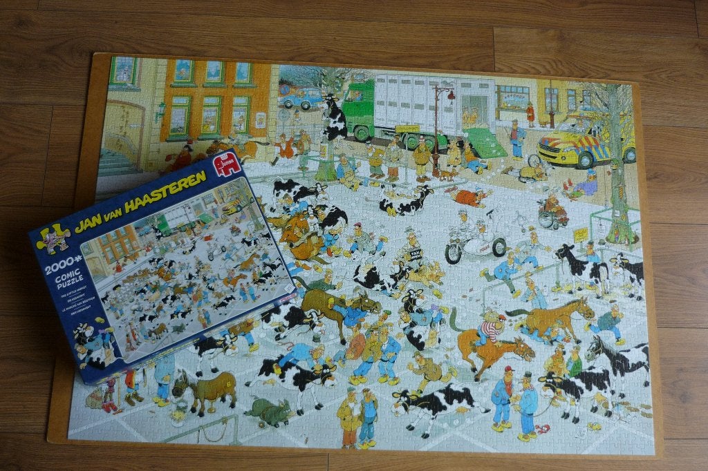 Jumbo Jan van Haasteren puzzel '' DE VEEMARKT '' 2000 st., Ophalen, Meer dan 1500 stukjes, Gebruikt, Legpuzzel