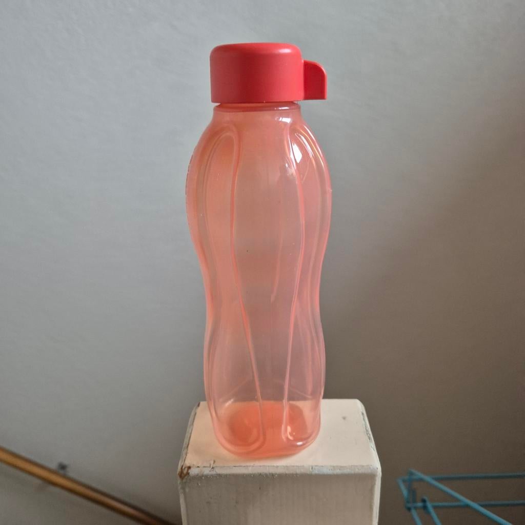 Tupperware waterfles oranje  500ml, Ophalen of Verzenden, Zo goed als nieuw, Oranje, Beker of Kan
