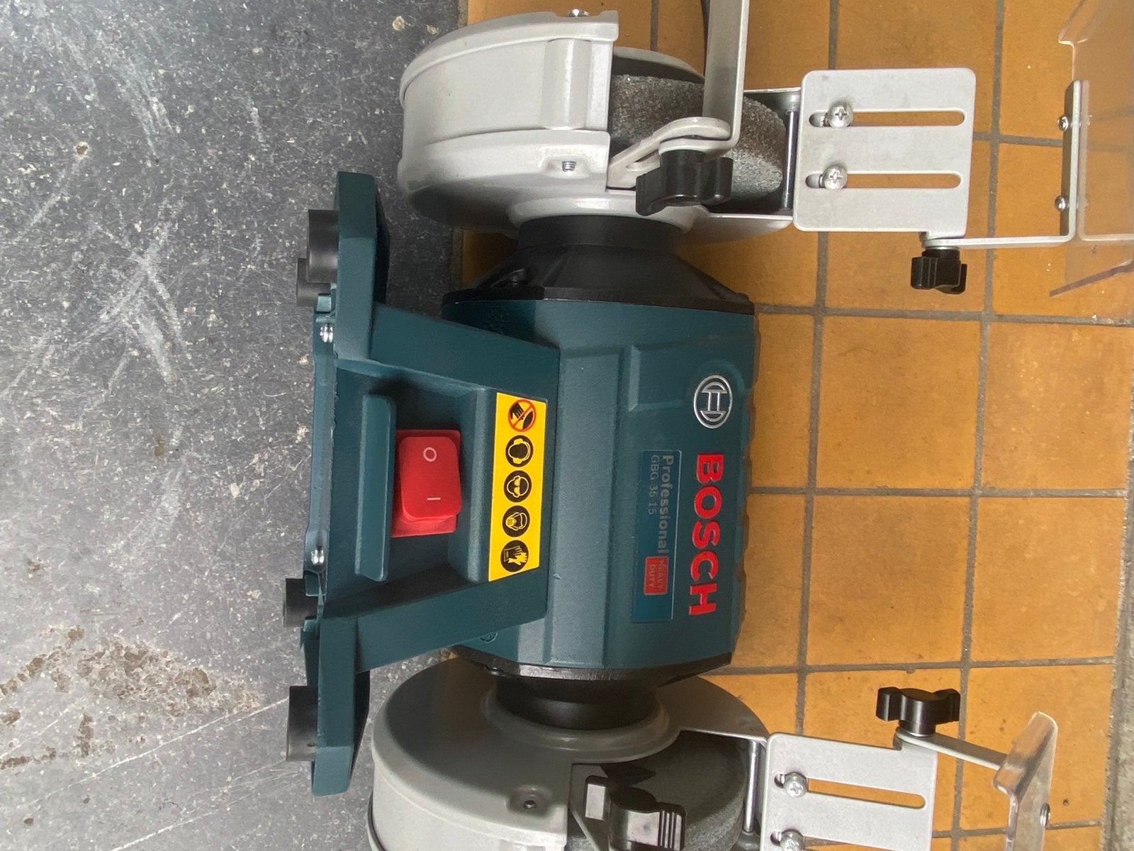 Bosch slijpmachine, Ophalen of Verzenden, Zo goed als nieuw, Minder dan 700 watt, Haakse handslijpmachine