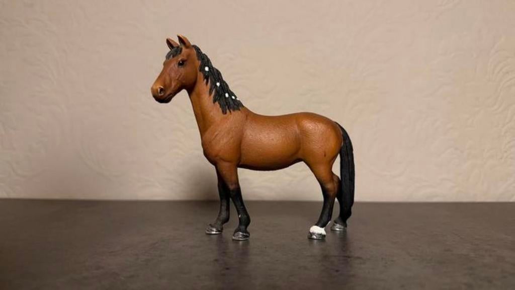 Schleich trakehner merrie (13757), Ophalen of Verzenden, Zo goed als nieuw, Paard, Beeldje of Figuurtje