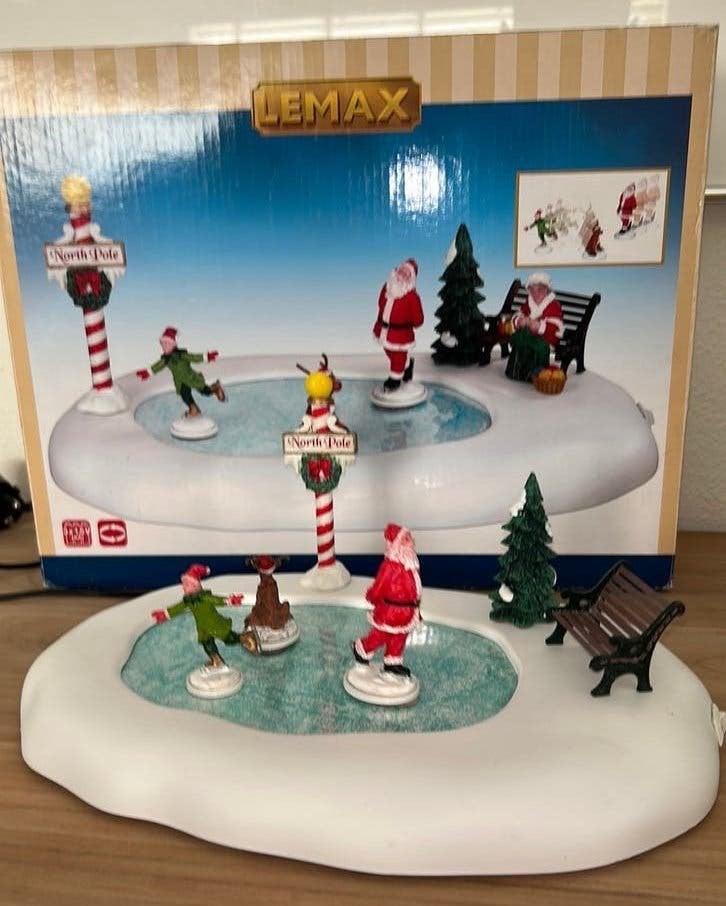 Lemax north pole ice follies (schaatsbaan), Ophalen, Zo goed als nieuw
