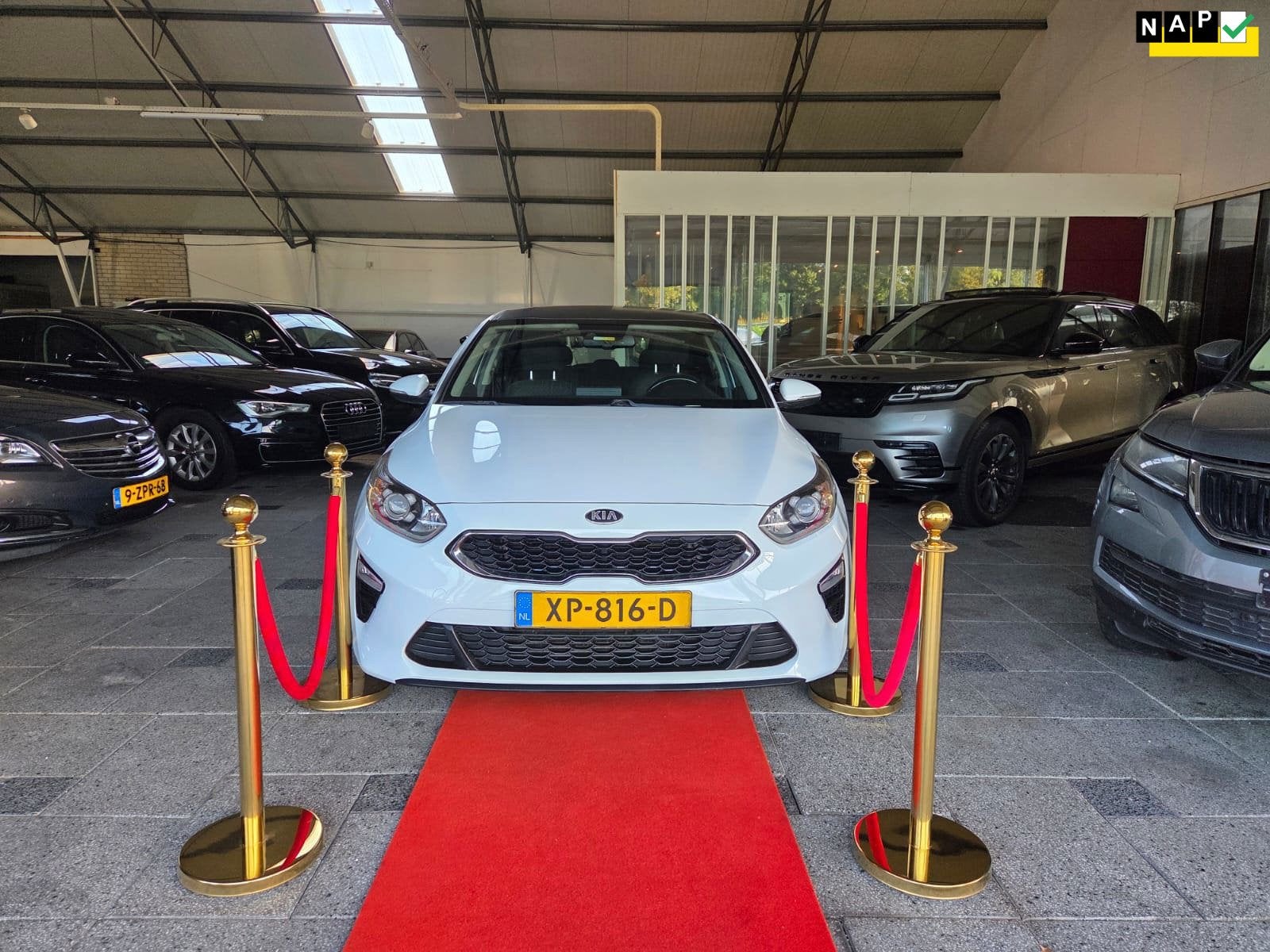 Kia Ceed 1.0 T-GDi DYNAMIC HATCHBACK CAMERA NAVI FULL! 2019, Auto's, Voorwielaandrijving, Gebruikt, Euro 6, Origineel Nederlands