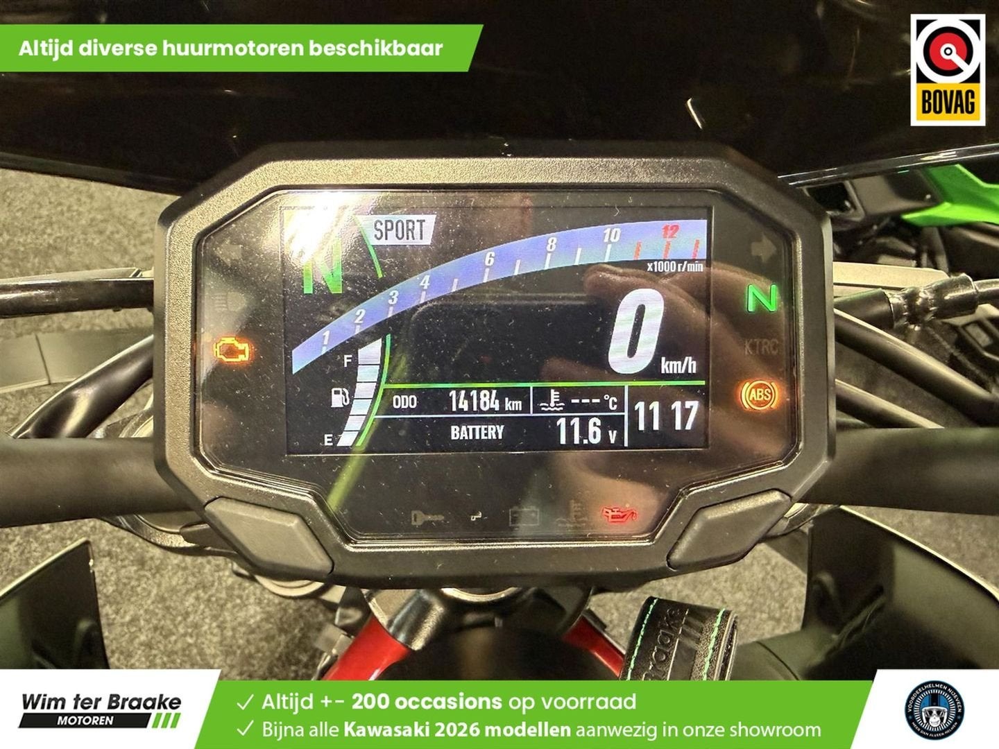 Kawasaki Z 900 ABS Performance (bj 2024) 14,184 km, 4 cilinders, Motorrijbewijs A, 948 cc, Bedrijf
