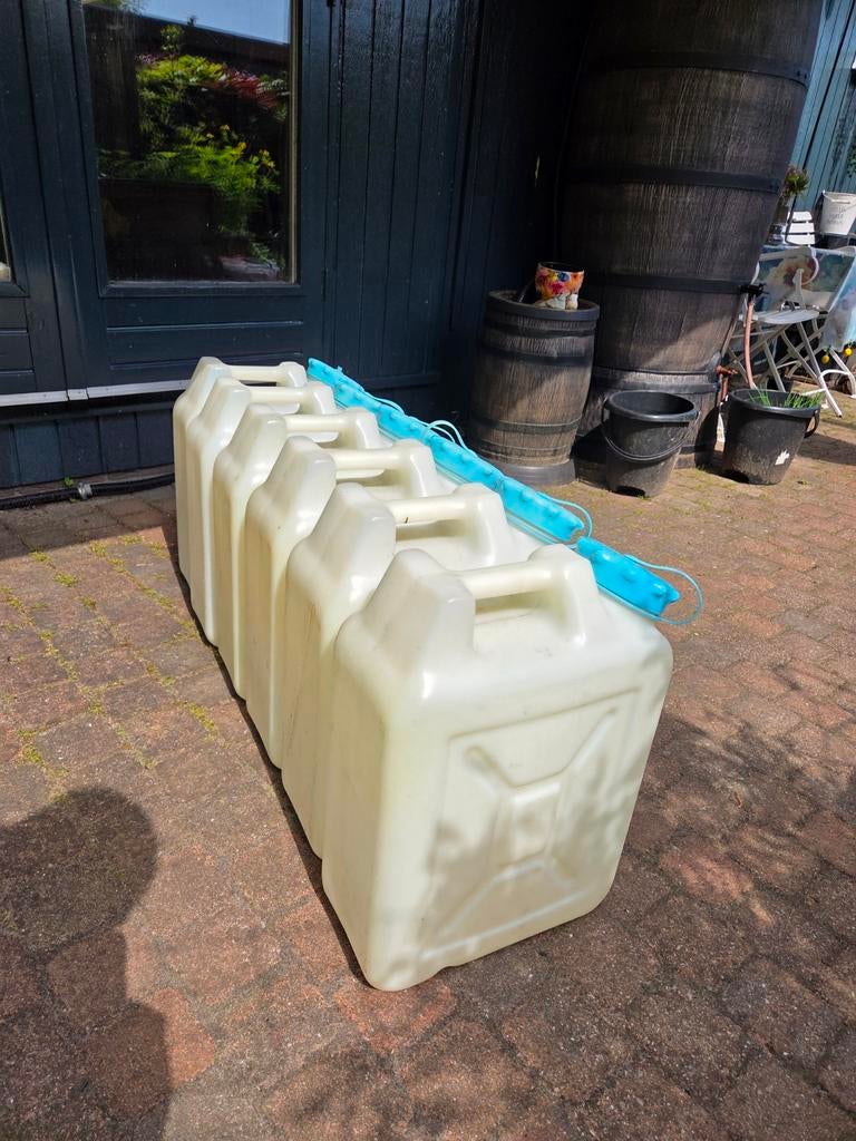 Jerrycan 120 liter & dieselpomp, Caravans en Kamperen, Caravan accessoires, Zo goed als nieuw, Ophalen of Verzenden