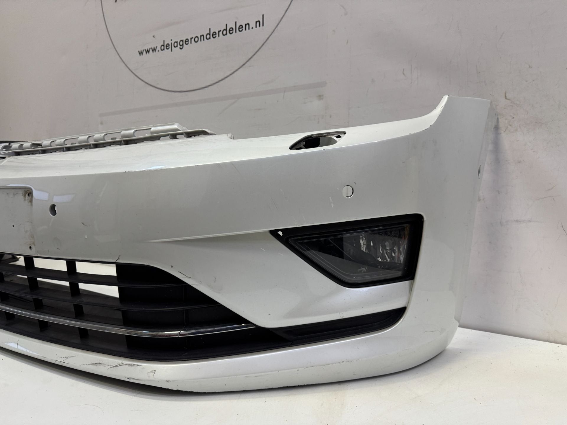 GOLF 7 FACELIFT 7,5 SPORTSVAN VOORBUMPER BUMPER 510807221H, Gebruikt, Volkswagen AG, Bumper, Berliner Ring 2
38440  Wolfsburg, DE
