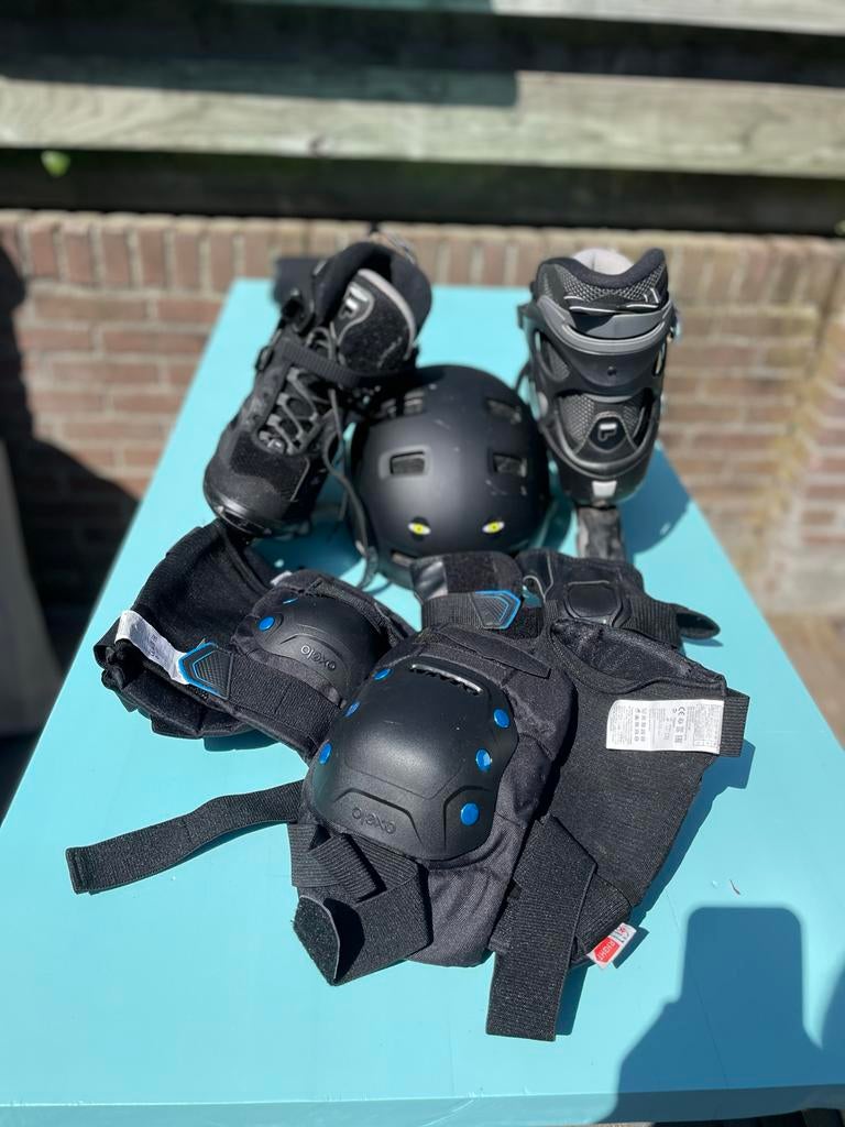 Fila Heren Skates Maat 44 met Beschermset, Heren, Zo goed als nieuw, Inline skates 4 wielen, Ophalen
