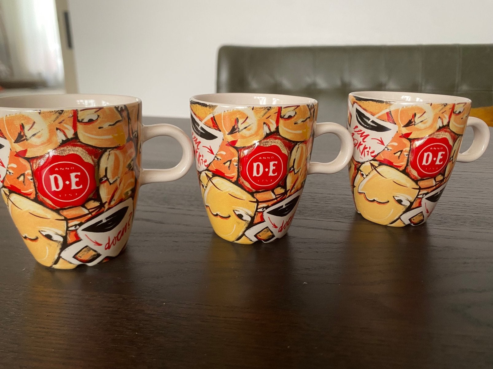 4 x D.E kopjes, Huis en Inrichting, Keuken | Servies, Ophalen of Verzenden, Zo goed als nieuw, Overige stijlen, Kop(pen) en/of Schotel(s)