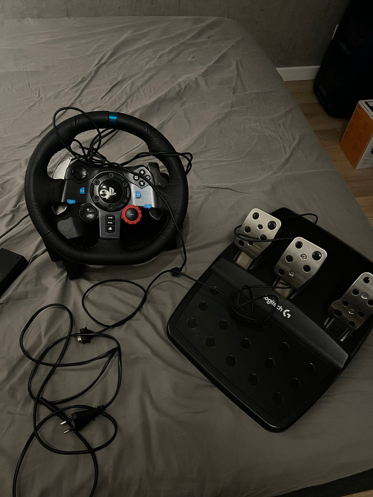 Logitech G29 racestuur met pedalen, Ophalen of Verzenden, Gebruikt, PlayStation 3