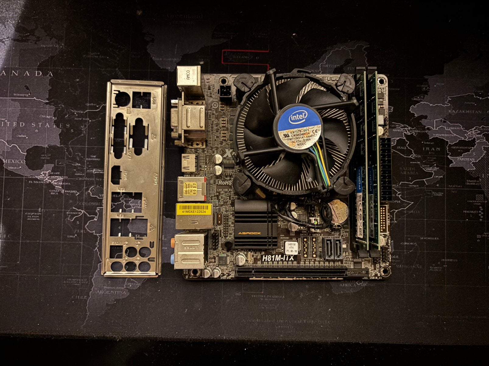 Asrock H81M-ITX INCL I5 4570/16GB/IO, Computers en Software, Moederborden, Ophalen of Verzenden, Gebruikt, Intel, DDR3