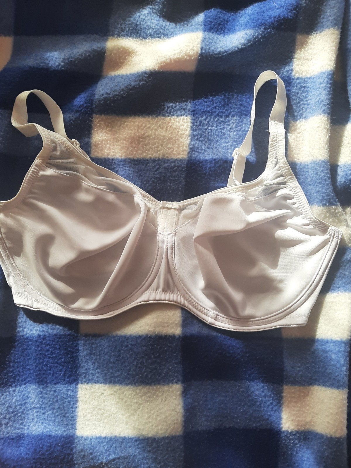 Hunkemöller minimizer BH wit maat 85 F, Ophalen of Verzenden, Wit, BH