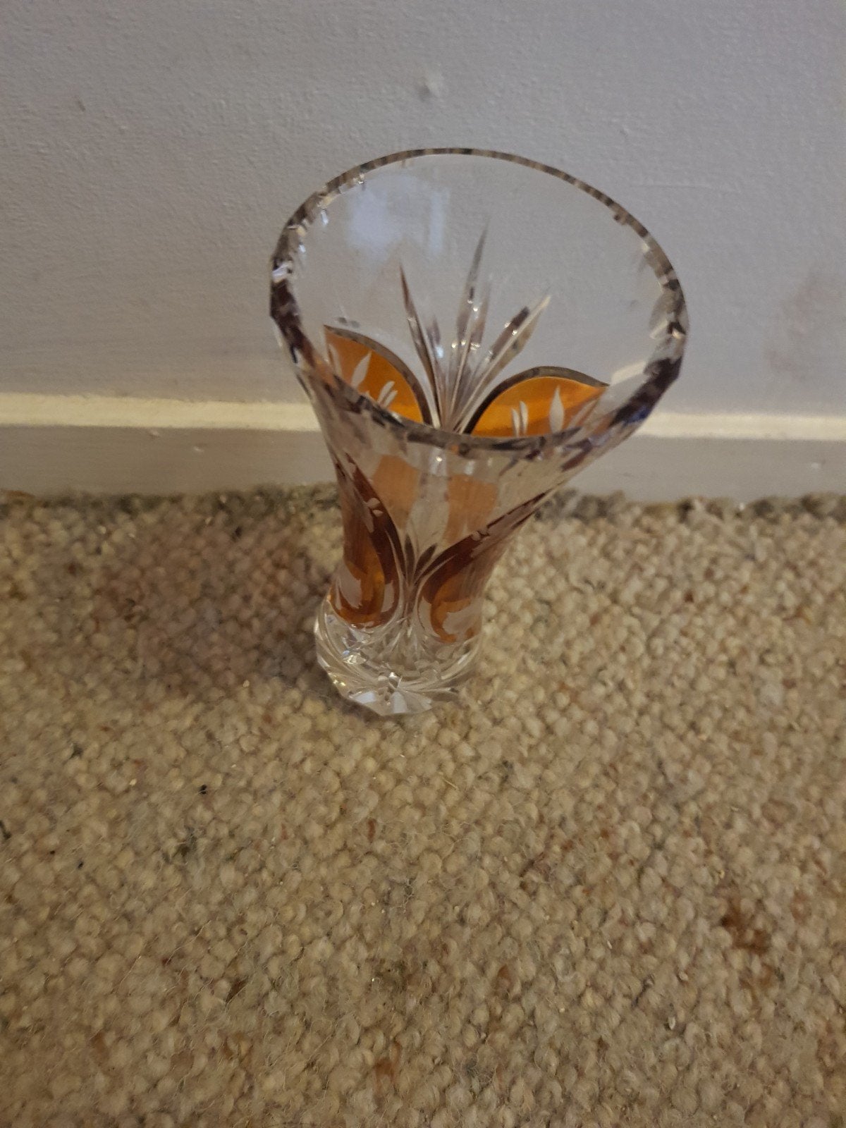 Vaasje van Boheems geslepen glas., Ophalen