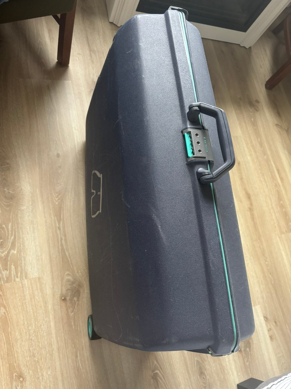 Grote stevige Samsonite koffer, Hard kunststof, Zo goed als nieuw, 70 cm of meer, Wieltjes