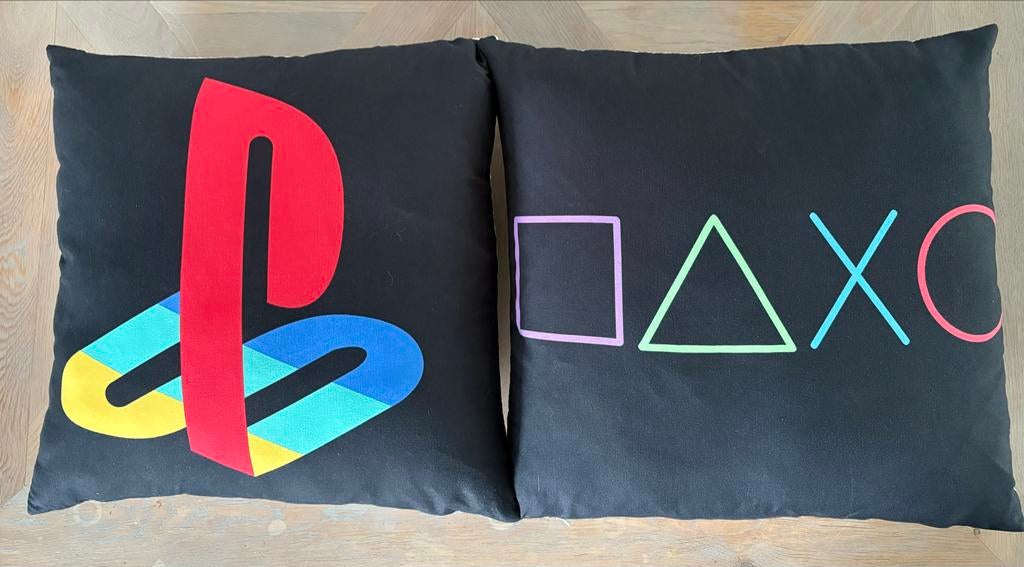 PlayStation Kussenset - Logo & Symbolen (2 stuks), Ophalen of Verzenden, Zo goed als nieuw, Zwart, Vierkant