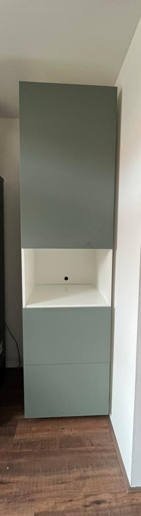 Magnetron/keukenkast (Ikea), Huis en Inrichting, Ophalen, Zo goed als nieuw