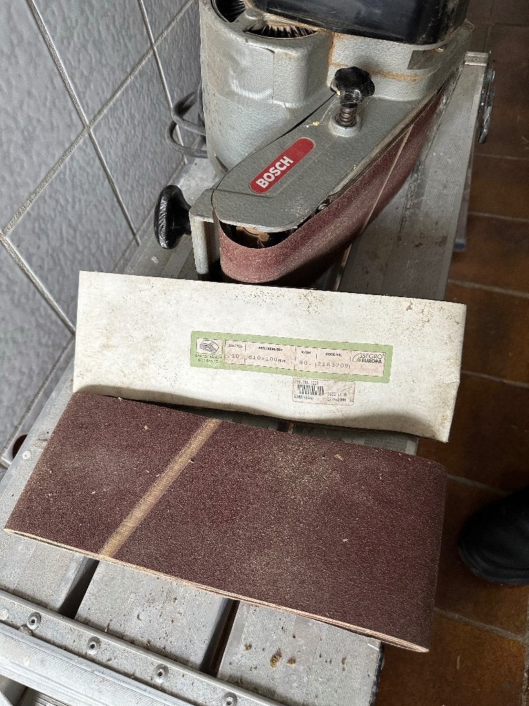 Schuurmachine, Ophalen, Gebruikt, 600 tot 1200 watt, Bandschuurmachine