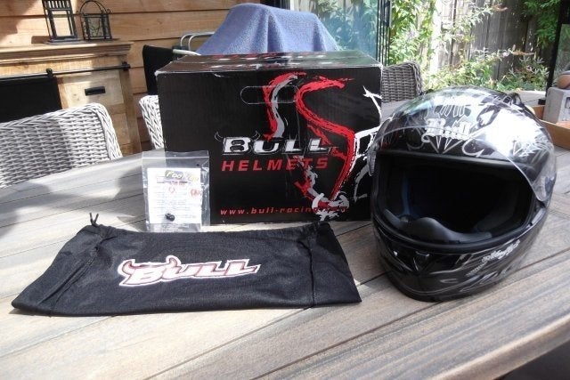 Motorhelm Bull, Motoren, Overige merken, Dames, Ophalen of Verzenden, Integraalhelm
