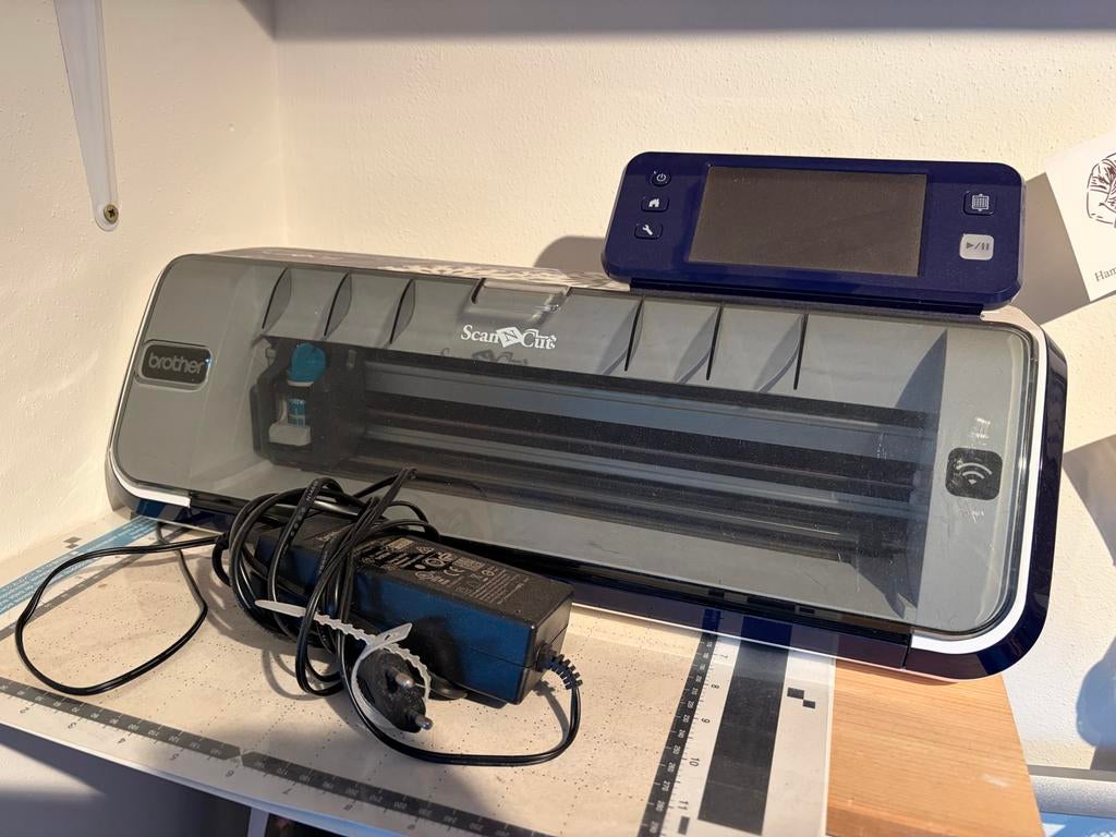 Brother ScanNCut CM900 Snijplotter - Zo goed als nieuw, Ophalen, Zo goed als nieuw, Gereedschap of Toebehoren