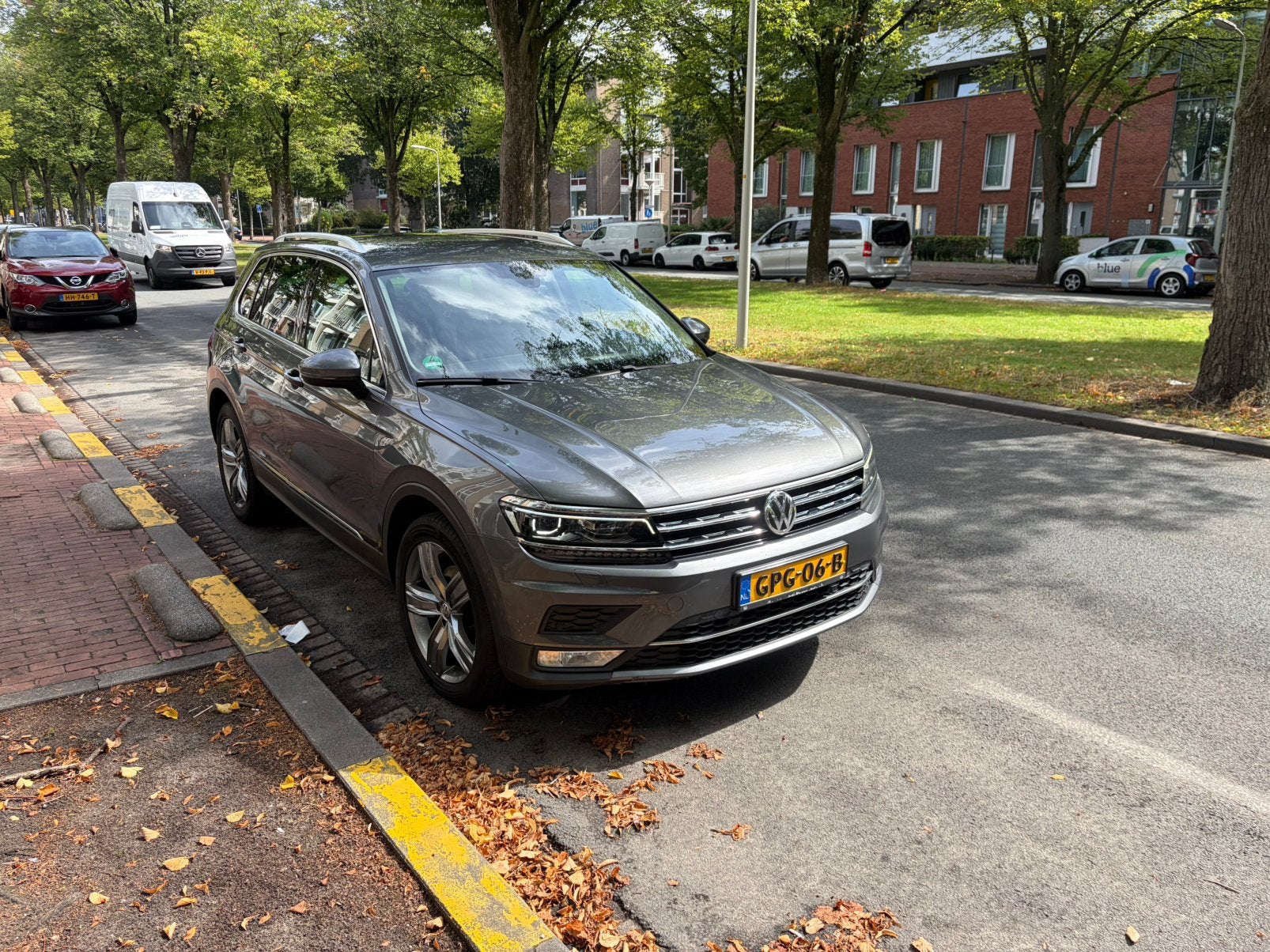 Volkswagen Tiguan 1.4 TSI 150pk 4Motion 2017 Grijs, Euro 6, 4 cilinders, 2000 kg, Alcantara