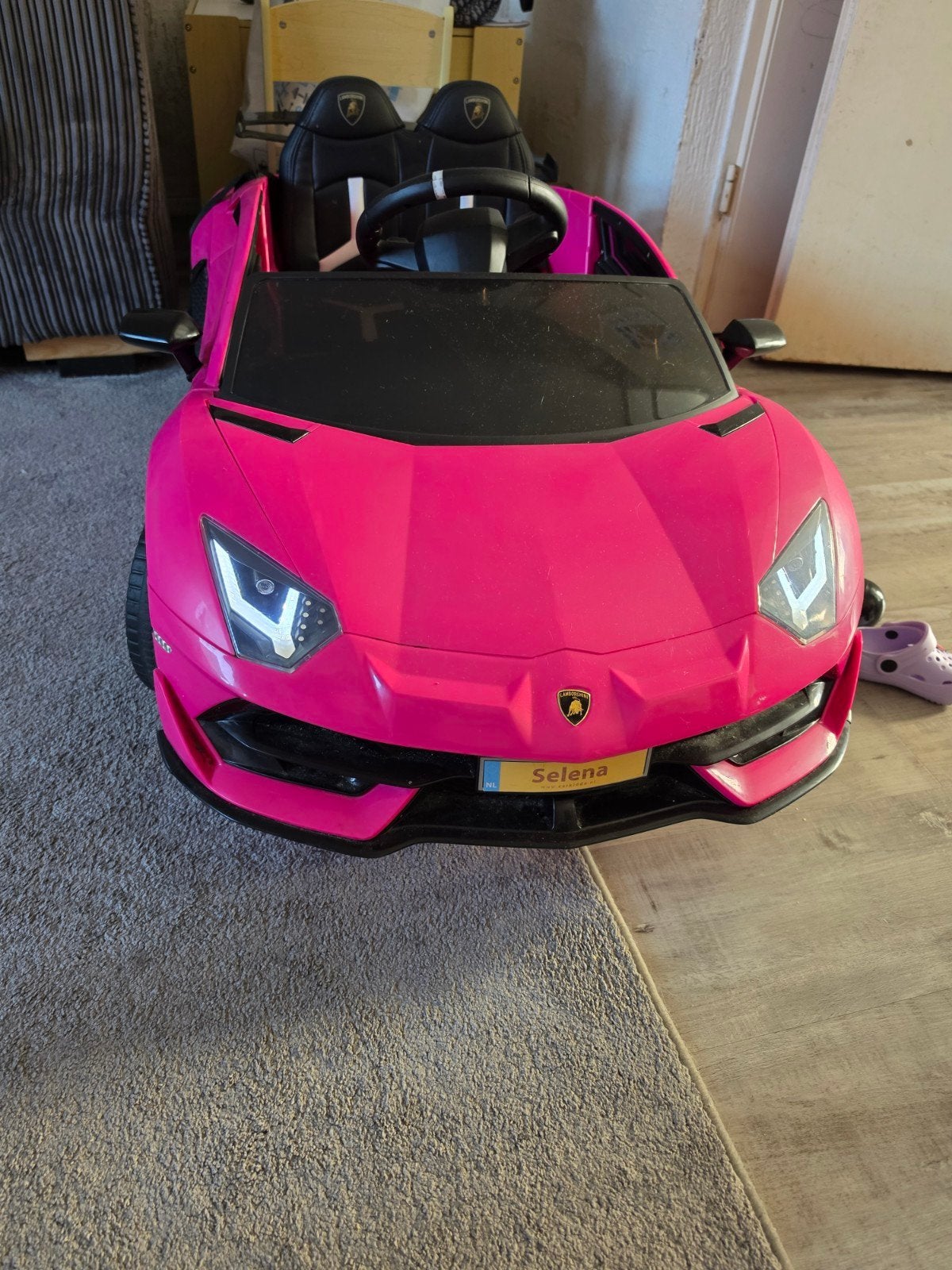Elektrische kinderauto roze Lamborghini, Kinderen en Baby's, Ophalen of Verzenden, Zo goed als nieuw
