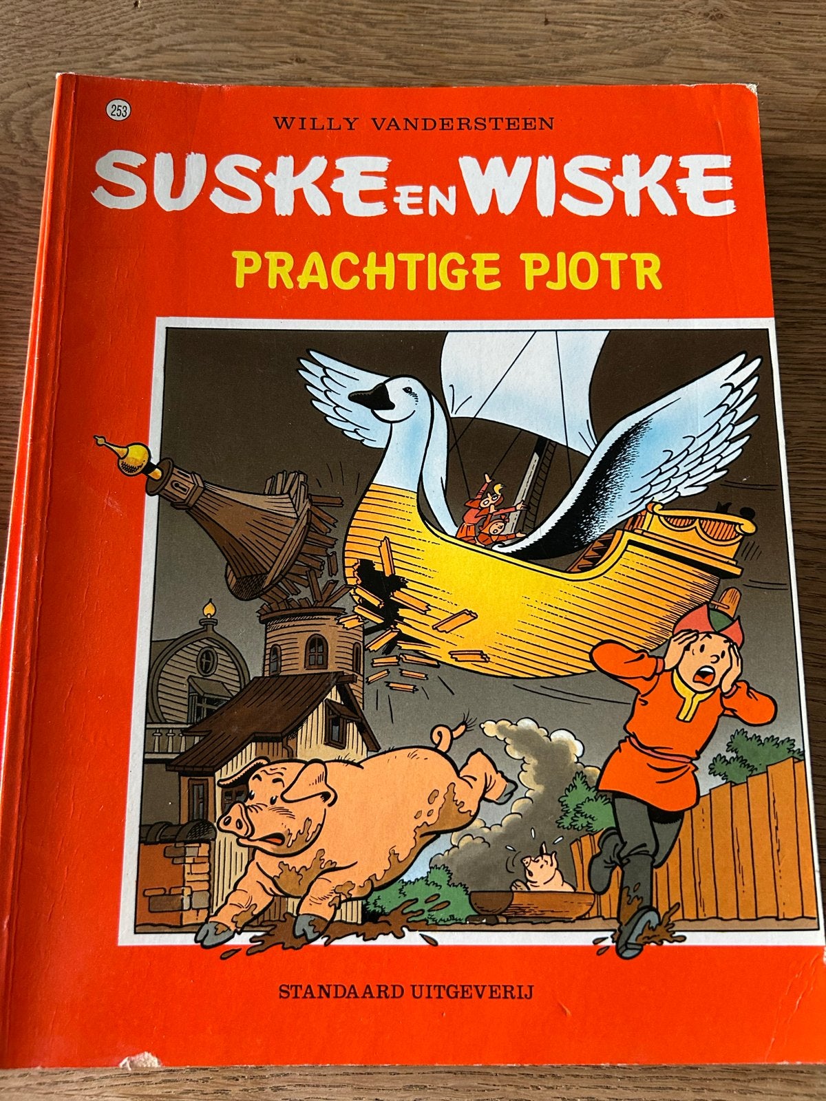 Suske en Wiske - Prachtige Pjotr 253  (1e druk), Boeken, Stripboeken, Eén stripboek, Ophalen of Verzenden, Gelezen
