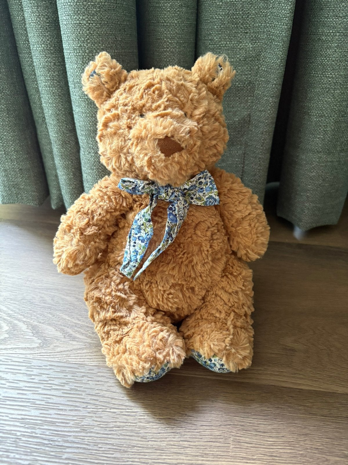 Liberty Emma & Georgina Bartholomew Bear 2023 Liberty, Ophalen, Zo goed als nieuw, Stoffen beer, Overige merken
