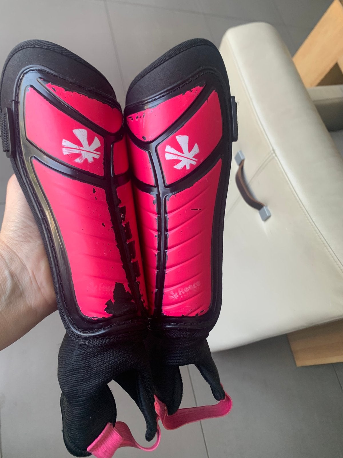 Hockey scheenbeschermers reeve roze xxs, Ophalen of Verzenden, Zo goed als nieuw, Overige typen