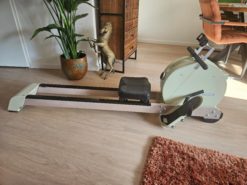 Focus Fitness Row 2.8 roeitrainer, Ophalen, Zo goed als nieuw, Metaal, Roeitrainer
